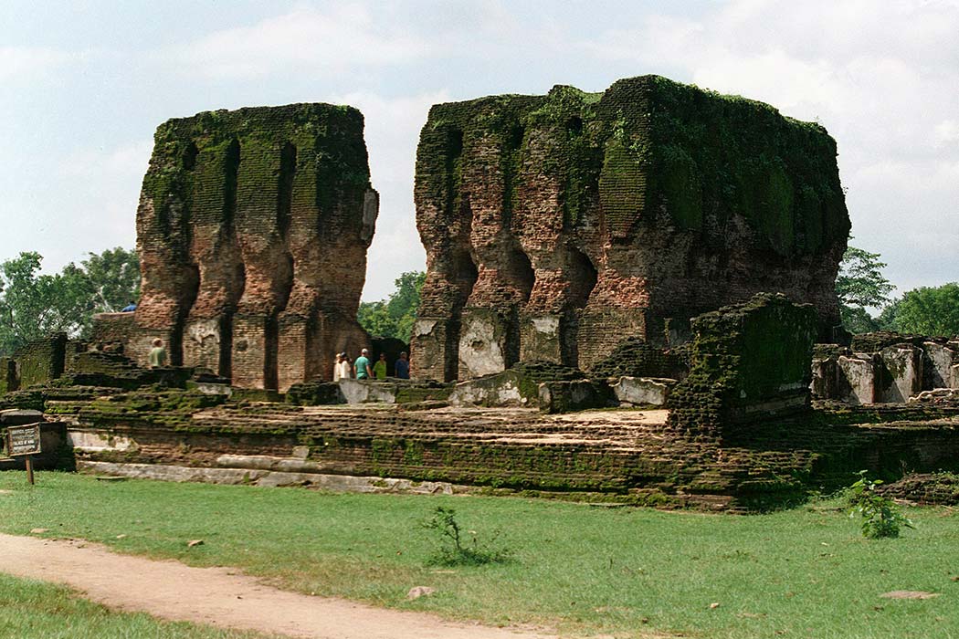 Golden Hours in Polonnaruwa: 5 Stunning Sunset Spots Worth the Climb
